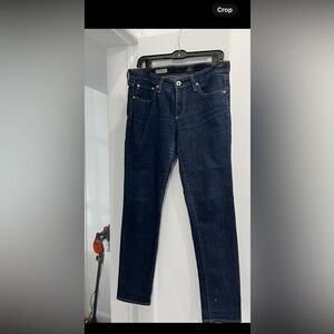 AG. Cigarette leg